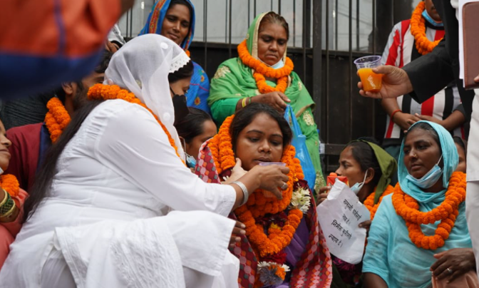 रुबी खानले तोडिन् अनसन