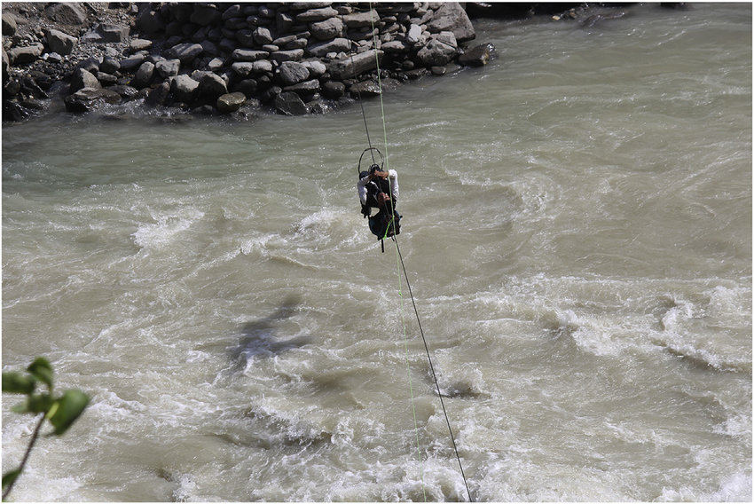 फेरि तुइनमा झुन्डिँदै व्याँसवासी