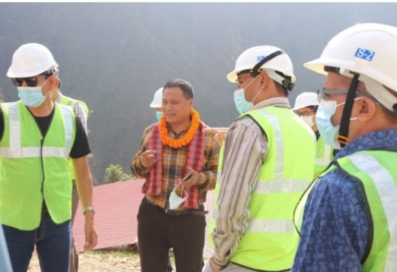 कुलमानले गरे तनहुँ जलविद्युत् आयोजनाको निरीक्षण