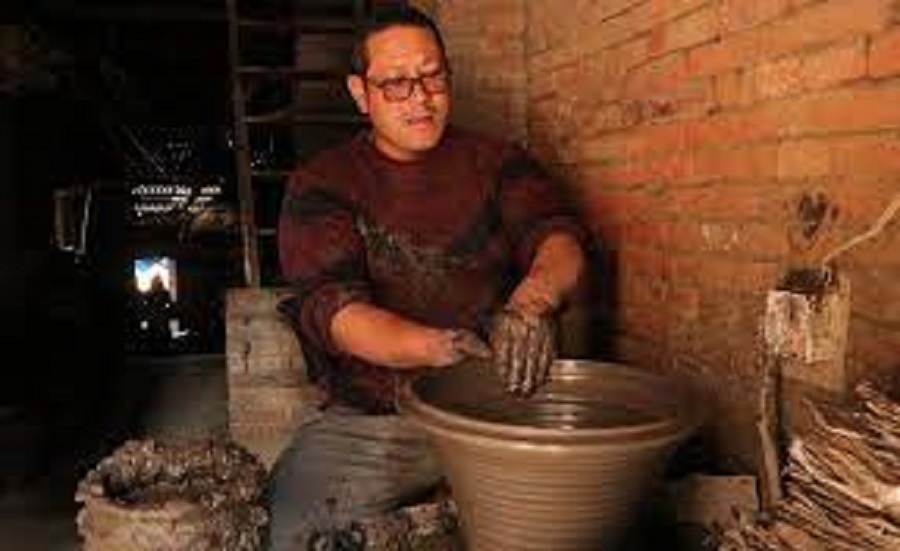 पाला बनाउने पेसा संकटमा : बजार छ, माटो छैन