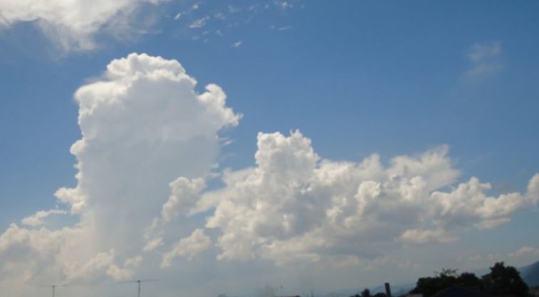 मौसममा छैन उल्लेख्य बदली, देशभरको तापक्रम भने घट्दै