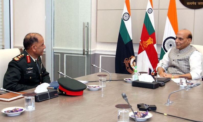 प्रधानसेनापति शर्मा दिल्लीमा भेटघाटमा व्यस्त