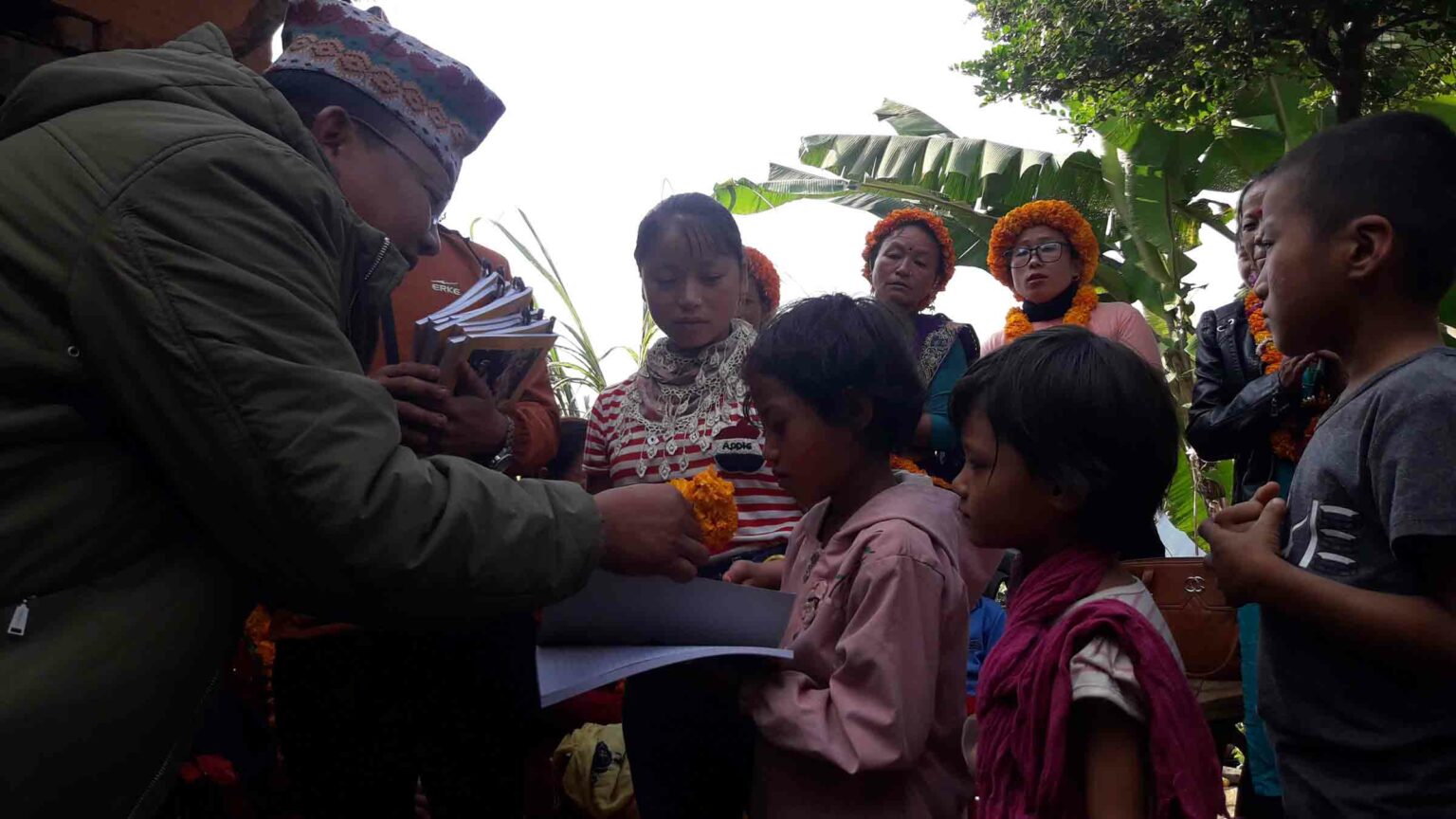 उत्कृष्ट अंक ल्याउने विद्यार्थी पुरस्कृत