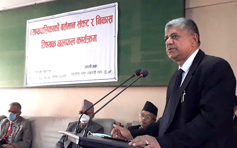 प्रधानन्यायाधीश राणा पैसामा लिप्त भए: शम्भु थापा