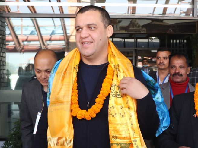 ६ सदस्सीय टोलीसहित आइबा अध्यक्ष उमर काठमाडौँ