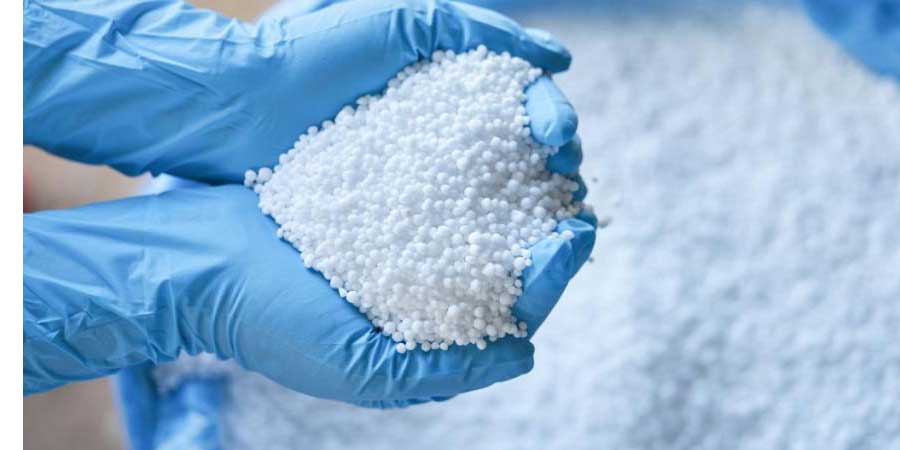 चीनबाट २३२ मेट्रिक टन रासायनिक मल तातोपानी नाका आइपुग्यो