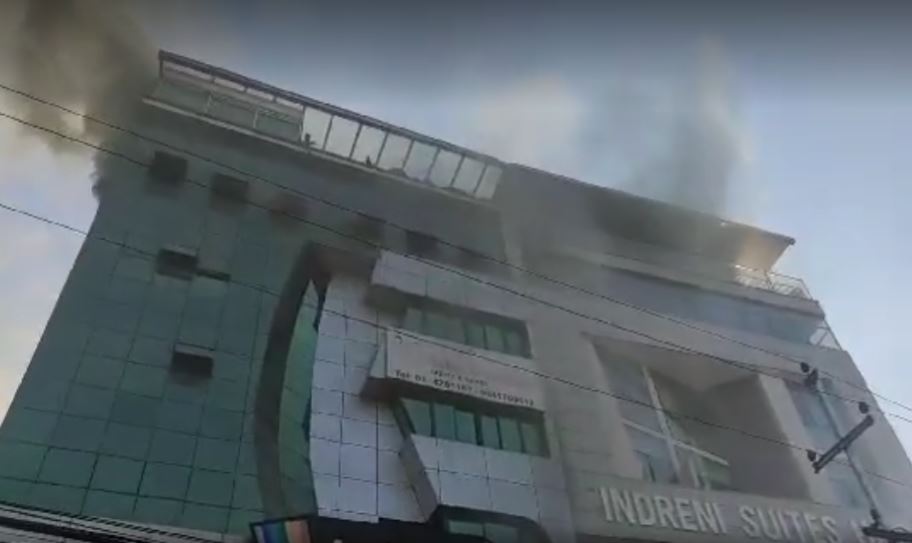 बानेश्वरको इन्द्रेणी कम्प्लेक्समा आगलागी