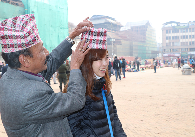 आज नेपाली टोपी दिवस मनाइँदै