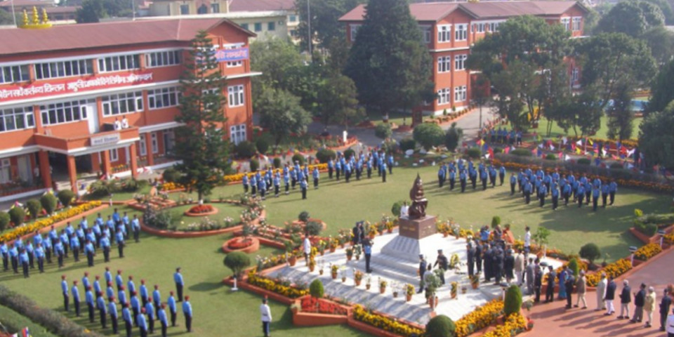 जुनियरलाई एआईजी बढुवाका लागि सिफारिस गरेको भन्दै उजुरी