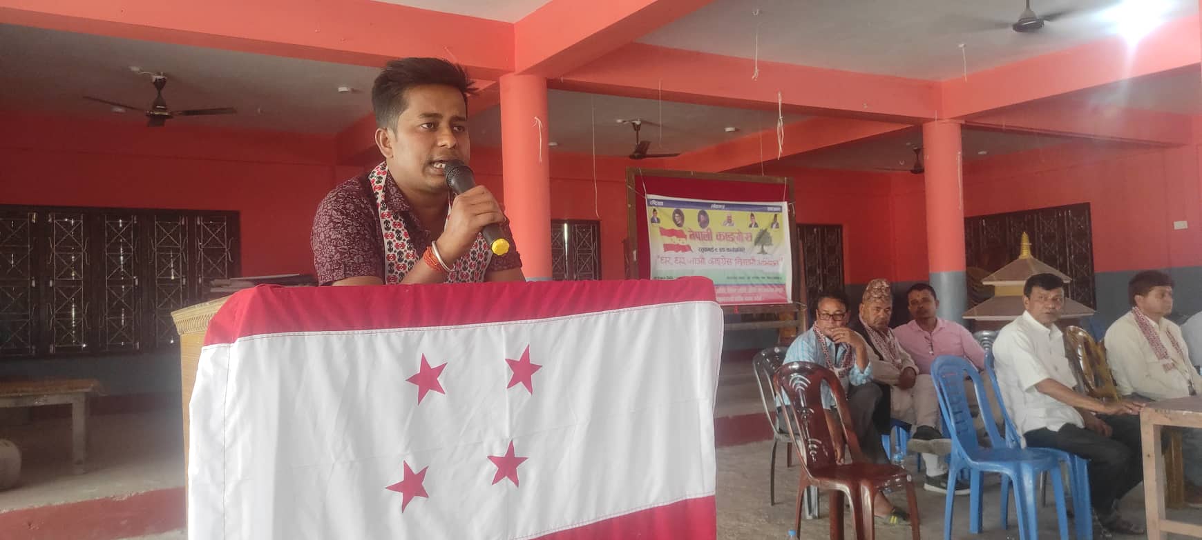 २६ वर्षीय युवा विरेन्द्र नेपाली कांग्रेसबाट सुनवर्षीको मेयरका लागि सिफारिस