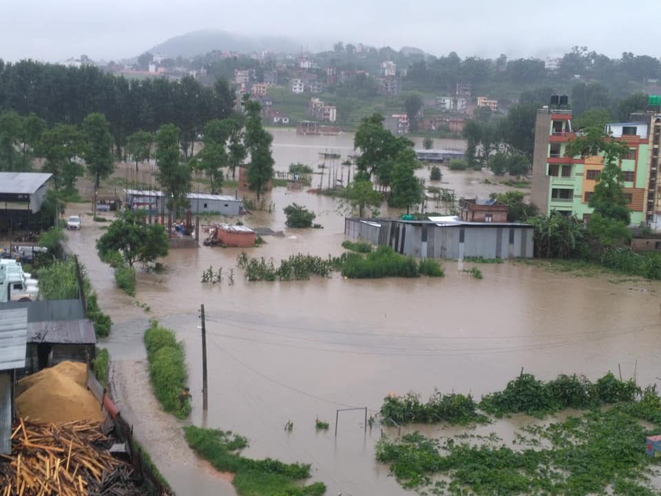 आज १९ जिल्लाका नदीहरुमा बहाव बढ्ने ,काठमाडौंका घर १ तलासम्म डुबे