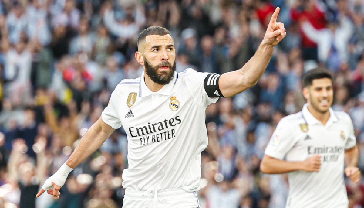 बेन्जिमाले ७ मिनेटमा गरे ह्याट्रिक,चेल्सीले प्रशिक्षक निकाल्यो