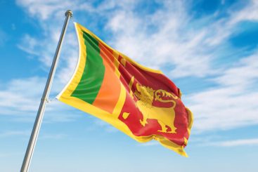 श्रीलंकामा रेसिङ कारका कारण ७ जना ठहरै, सेना मुछियो
