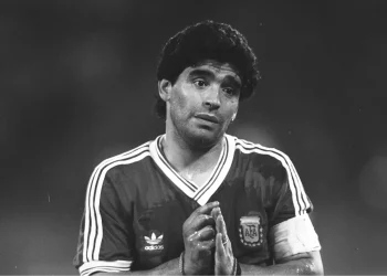 म्याराडोनाको निधनका लागि ७ चिकित्सकविरुद्ध मुद्दा