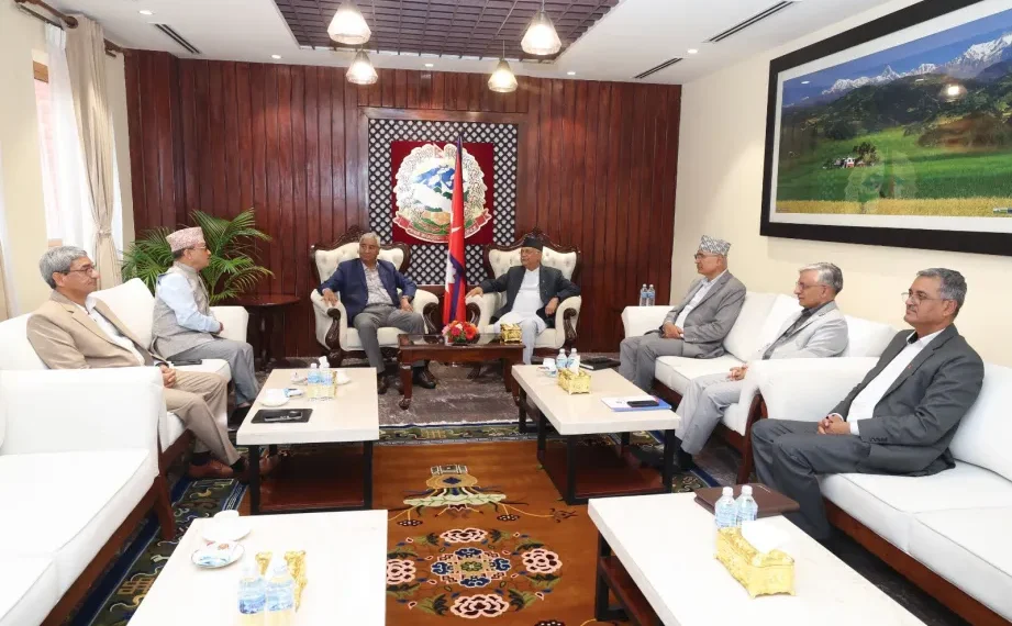 ओली–देउवाबीच मन्त्री हेरफेरमा ‘फाइनल डिल’ ?