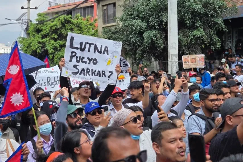 प्रचण्डलाई बालेनको व्यंग्यःएकादेशमा टिकटक पनि बन्द भएको थियो