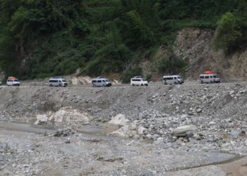 दिउँसो मन्त्री कुलमानको कडा निर्देशनपछि चल्यो रात भर डोजर