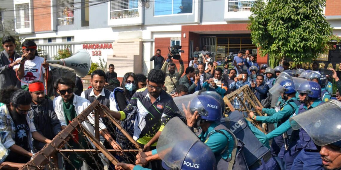 हसिनालाई लखेट्ने जेनजी हिटलिस्टमा,छानी छानी गोली प्रहार