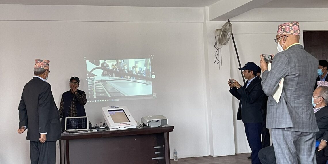 एमाले महाधिवेशनमा नेपालमै बनेको भोटिङ मेसिन, ५० लाख खर्च