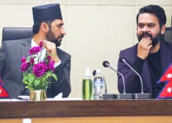 रवि र बालेनबीच मध्यरातसम्म वार्ता, एउटै गाडीमा हात हल्लाउदै बाहिरिए