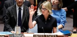 New U.S. Ambassador Kelly Craft raise her hand for her first vote as she attends her first Security Council meeting, at United Nations headquarters, Thursday, Sept. 12, 2019. (© Richard Drew/AP Images)