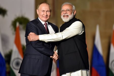 106985340-1638845802722-gettyimages-1237054126-20211206_dli-sm-mn_vladimirputin-017-05