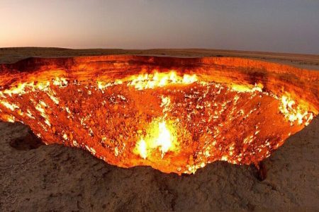1200px-Darvasa_gas_crater_panorama
