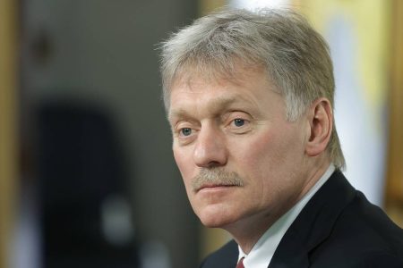 MOSCOW, RUSSIA - FEBRUARY 17, 2022: Dmitry Peskov, Russia's Presidential Spokesman / RGS Media Council Chairman, attends a press conference to start the 2022 Russian Geographical Society media grant contest. Mikhail Japaridze/TASS

–осси€. ћосква. ѕредседатель медиа-совета –усского географического общества, пресс-секретарь президента –‘ ƒмитрий ѕесков во врем€ пресс-конференции, посв€щенной старту конкурса медиагрантов –усского географического общества в штаб-квартире –√ќ. ћихаил ƒжапаридзе/“ј——
