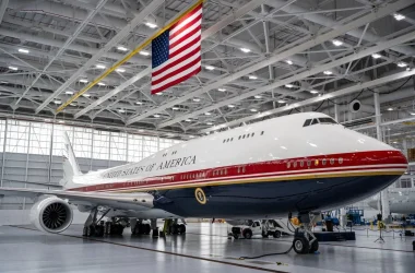 260619-air-force-one-mn-1625-c97bb6