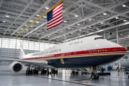 260619-air-force-one-mn-1625-c97bb6