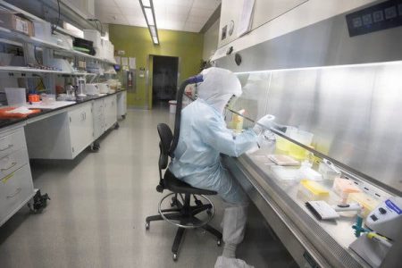 28VIRUS-VACCINE1-articleLarge