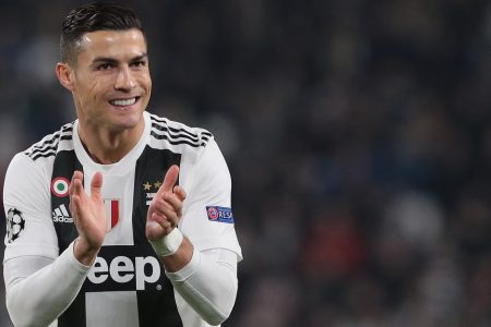 TURIN, ITALY - NOVEMBER 27:  Cristiano Ronaldo of Juventus applaudes during the Group H match of the UEFA Champions League between Juventus and Valencia at Allianz Stadium on November 27, 2018 in Turin, Italy.  (Photo by Emilio Andreoli/Getty Images)