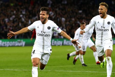PARIS, FRANCE - NOVEMBER 28:  Juan Bernat of Paris Saint-Germain celebrates after scoring his sides first goal with Neymar of Paris Saint-Germain during the UEFA Champions League Group C match between Paris Saint-Germain and Liverpool at Parc des Princes on November 28, 2018 in Paris, France.  (Photo by Clive Rose/Getty Images)