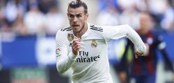 EIBAR, SPAIN - NOVEMBER 24: Gareth Bale of Real Madrid reacts during the La Liga match between SD Eibar and Real Madrid CF at Ipurua Municipal Stadium on November 24, 2018 in Eibar, Spain. (Photo by Juan Manuel Serrano Arce/Getty Images)