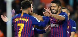 BARCELONA, SPAIN - JANUARY 13: Luis Suarez of FC Barcelona celebrates his team's first goal with team mates Lionel Messi and Philippe Coutinho (R-L) during the La Liga match between FC Barcelona and SD Eibar at Camp Nou on January 13, 2019 in Barcelona, Spain. (Photo by David Ramos/Getty Images)
