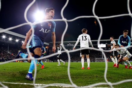 LONDON, ENGLAND - JANUARY 20: Harry Winks of Tottenham celebrates after he scores his sides second goal during the Premier League match between Fulham FC and Tottenham Hotspur at Craven Cottage on January 20, 2019 in London, United Kingdom. (Photo by Clive Rose/Getty Images)