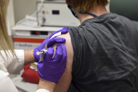 5fc82f9768722_5fc63a9ed510c_vaccine_use