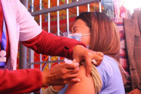 810_425_16119890755080_Corona-Vaccine
