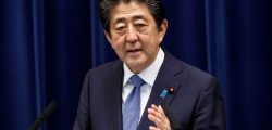 FILE PHOTO: Japanese Prime Minister Shinzo Abe speaks at a news conference at the prime minister's official residence in Tokyo, Japan June 18, 2020. Rodrigo Reyes Marin/Pool via REUTERS
