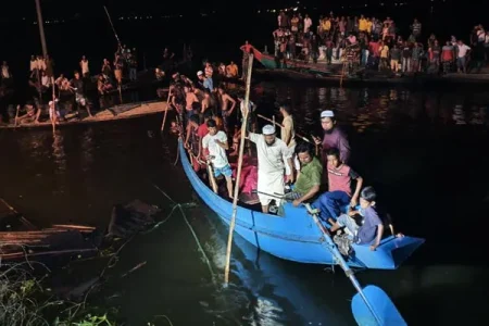 852tok5g_bangladeshboataccidentafp_625x300_28_August_21