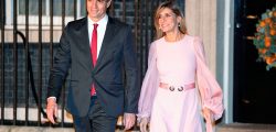 Spanish Prime Minister Pedro Sanchez and his wife Maria Begona Gomez Fernandez leave 10 Downing Street in central London on December 3, 2019, after attending a reception hosted by Britain's Prime Minister Boris Johnson ahead of the NATO alliance summit. - NATO leaders gather Tuesday for a summit to mark the alliance's 70th anniversary but with leaders feuding and name-calling over money and strategy, the mood is far from festive. (Photo by Niklas HALLE'N / AFP) (Photo by NIKLAS HALLE'N/AFP via Getty Images)