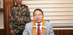 नवनियुक्त अर्थमन्त्री वर्षमान पुन अर्थ मन्त्रालयमा बुधबार पदभार ग्रहण गर्दै । तस्बिर :  प्रदीपराज वन्त /  रासस