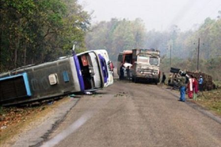 Bus-Accident-student-438x300
