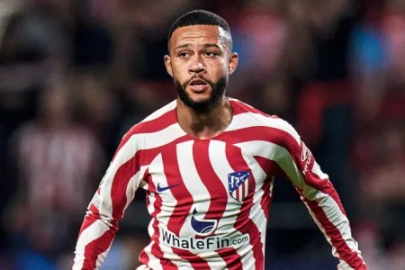 Custom-RomaPress-Depay-Atletic-768x461 (1)