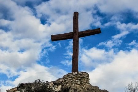 Difference-Between-Christianity-and-Catholicism