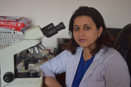 Dr-runa-Jha