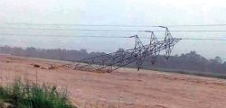 Electric-tower-is-broken-by-flood