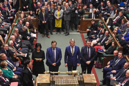 England_Parliament_PGqFmPhyN0