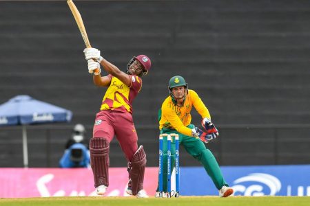 Evin-Lewis-1536x1024