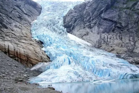 Glaciar-formado-por-la-nieve